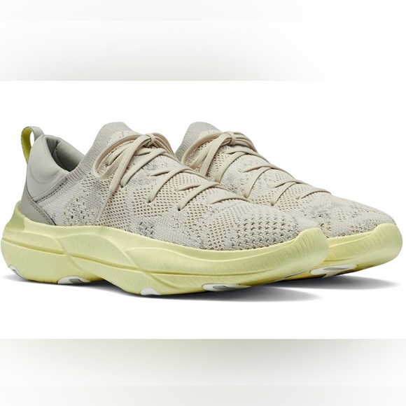 SOREL Explorer Blitz Stride Sneaker worn ones great condition - Picture 2 of 15